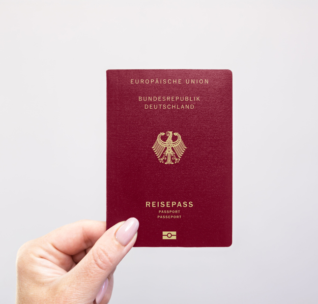 Как можно получить паспорт гражданина Германии